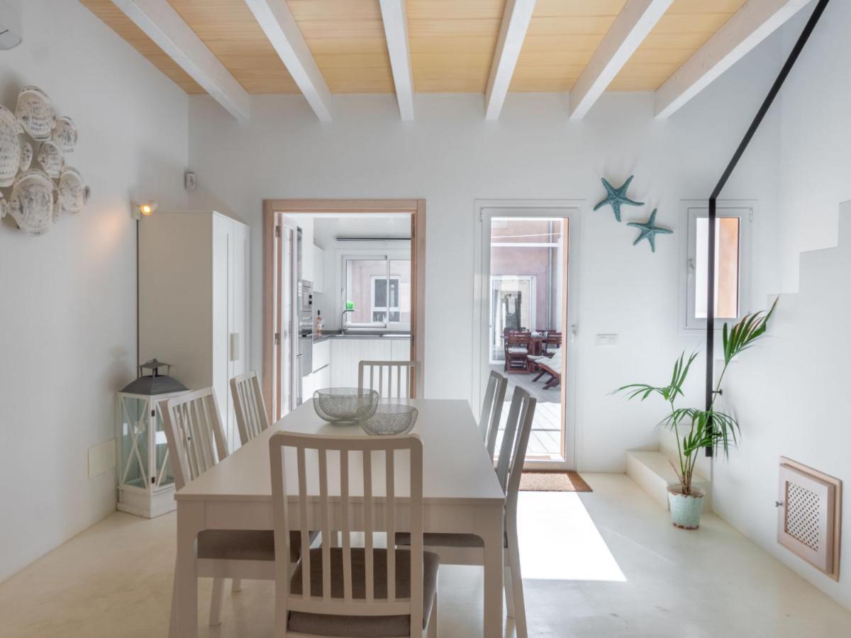 Ferienhaus Regalat Heated Pool By Interhome